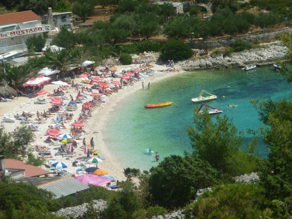 Apartments Mazuran Hvar Town Eksteriør bilde