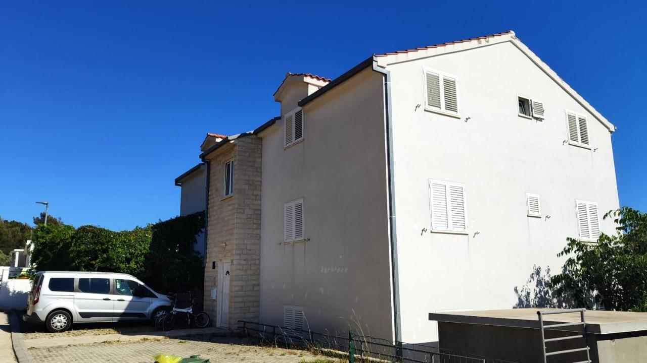Apartments Mazuran Hvar Town Eksteriør bilde