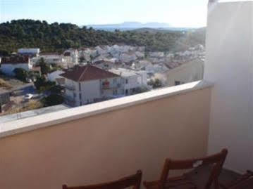 Apartments Mazuran Hvar Town Eksteriør bilde